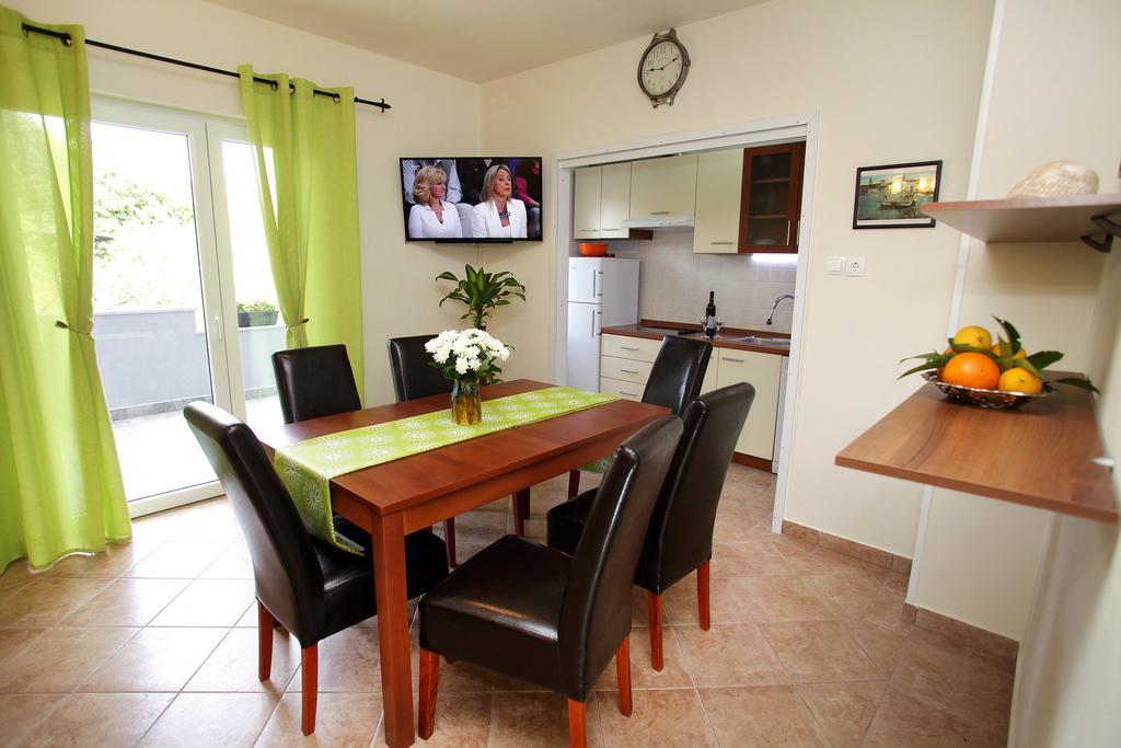 Apartment Biocic Trogir Rum bild